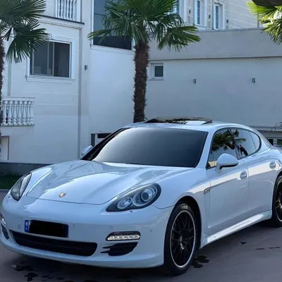 Porsche Panamera 2011 në shitje