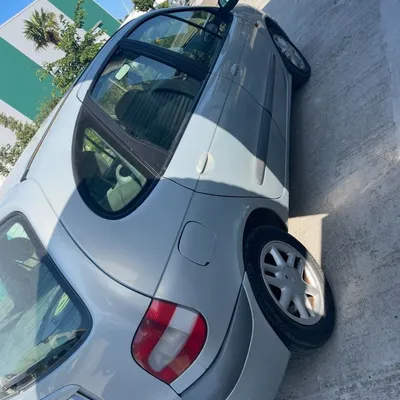 Renault Scenic 2002 në shitje
