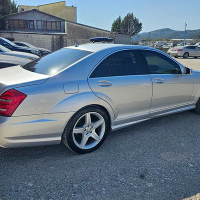 Mercedes-Benz S-class 2013 në shitje