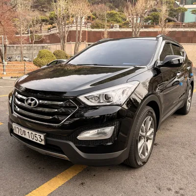Hyundai Santa Fe 2012 në shitje