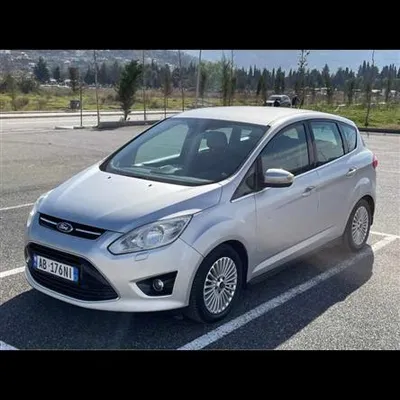 Ford C-MAX 2011 në shitje