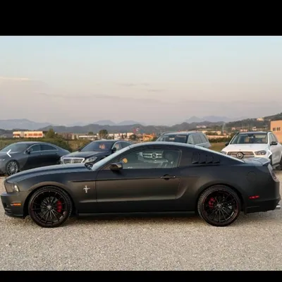 Ford Mustang 2013 në shitje