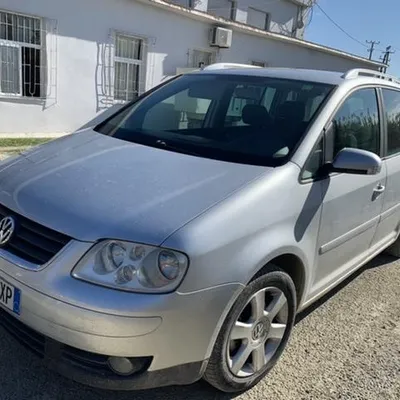 Volkswagen Touran 2005 në shitje
