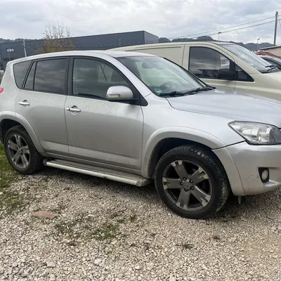 Toyota RAV4 2009 në shitje