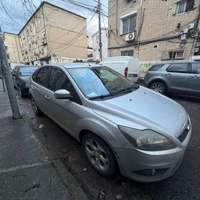 Ford Focus 2010 në shitje