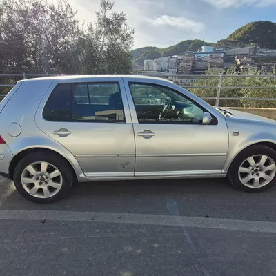Volkswagen Golf 2002 në shitje