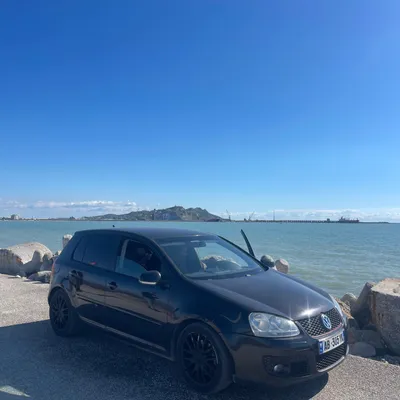 Volkswagen Golf 2006 në shitje