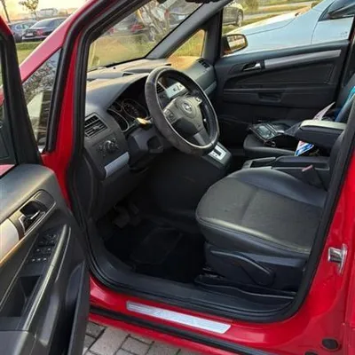 Opel Zafira 2007 në shitje