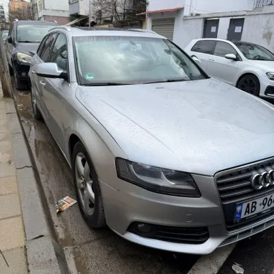 Audi A4 2011 në shitje