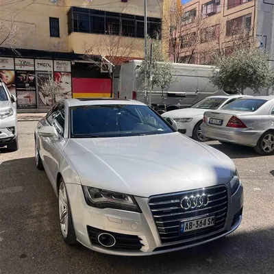 Audi A7 2011 në shitje