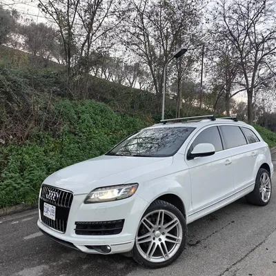 Audi Q7 2012 në shitje