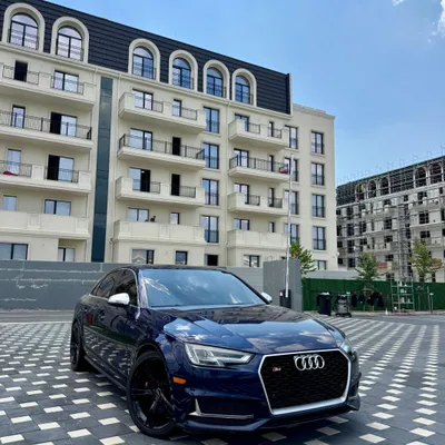 Audi S4