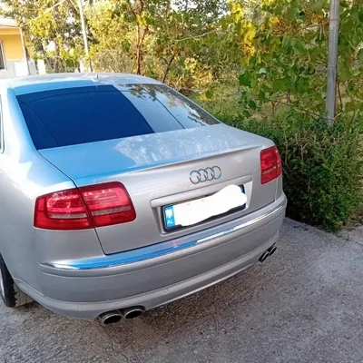 Audi S8