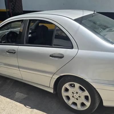 Mercedes-Benz C-class 2006 në shitje