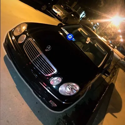 Mercedes-Benz E-class 2004 në shitje