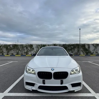 BMW 5 Series 2013 në shitje