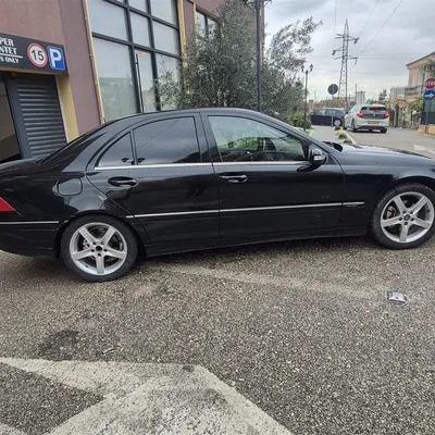 Mercedes-Benz C-class 2005 në shitje