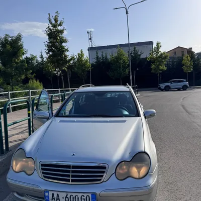 Mercedes-Benz C-class 2001 në shitje