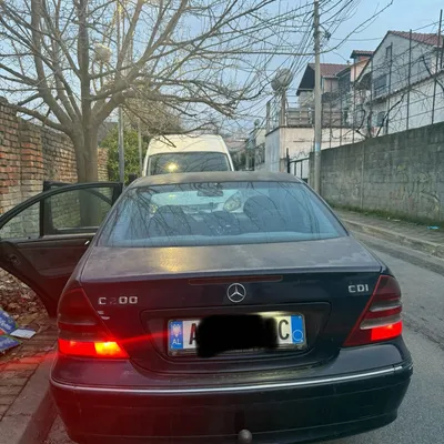 Mercedes-Benz C-class 2001 në shitje