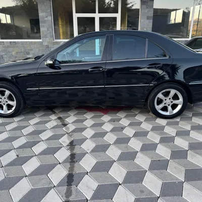 Mercedes-Benz C-class 2008 në shitje