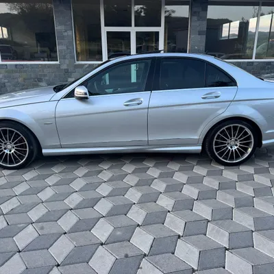 Mercedes-Benz C-class 2007 në shitje