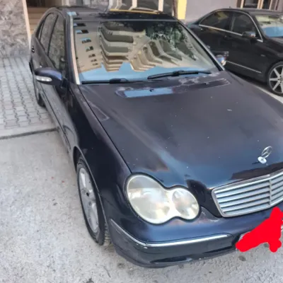 Mercedes-Benz C-class 2001 në shitje
