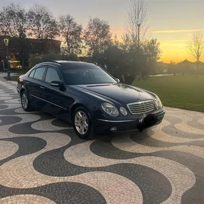 Mercedes-Benz E-class 2004 në shitje