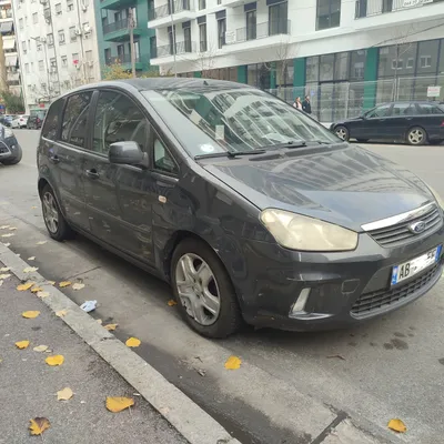 Ford C-MAX 2010 në shitje