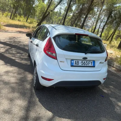Ford Fiesta 2010 në shitje