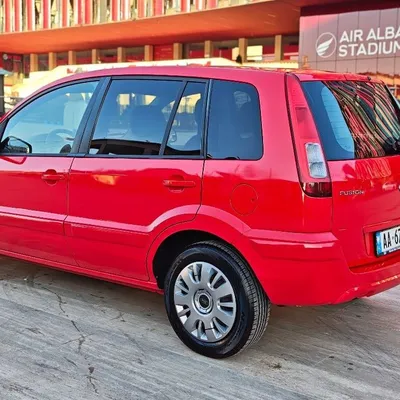 Ford Fusion 2011 në shitje