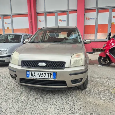Ford Fusion 2005 në shitje