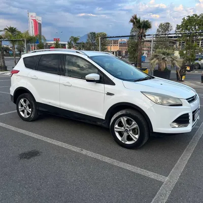 Ford Kuga 2013 në shitje