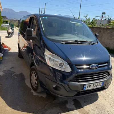 Ford Transit 2015 në shitje