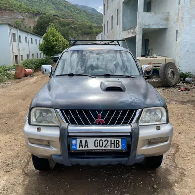 Mitsubishi L200 2004