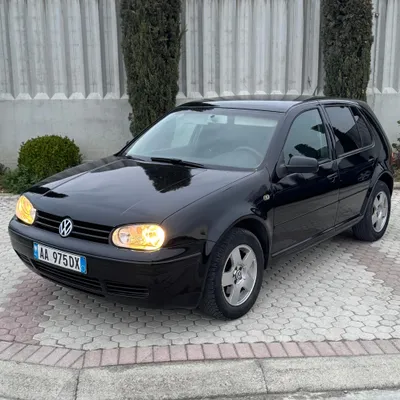 Volkswagen Golf 2001 në shitje