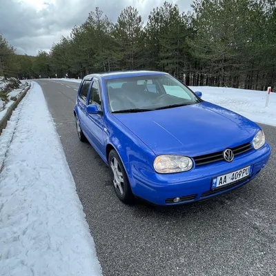 Volkswagen Golf 2001 në shitje