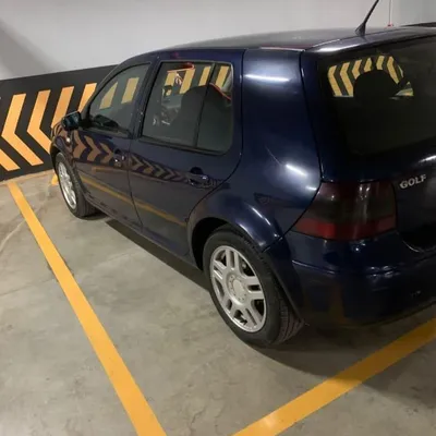 Volkswagen Golf 2001 në shitje
