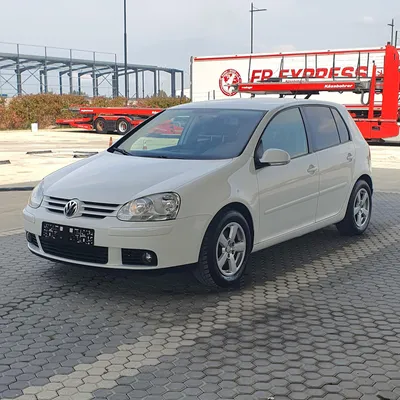 Volkswagen Golf 2008 në shitje