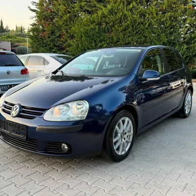 Volkswagen Golf 2006 në shitje