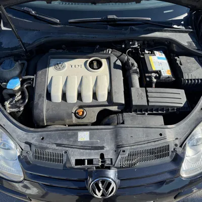 Volkswagen Golf 2006 në shitje