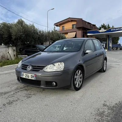 Volkswagen Golf 2006 në shitje