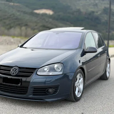 Volkswagen Golf 2008 në shitje