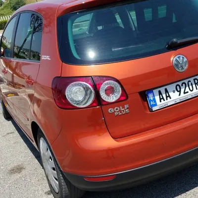 Volkswagen Golf 2006 në shitje
