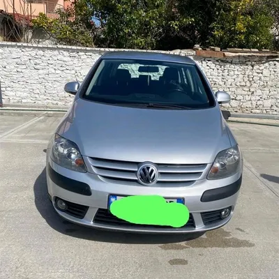 Volkswagen Golf 2008 në shitje
