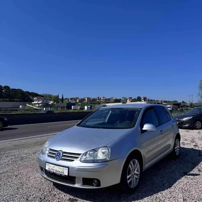 Volkswagen Golf 2006 në shitje