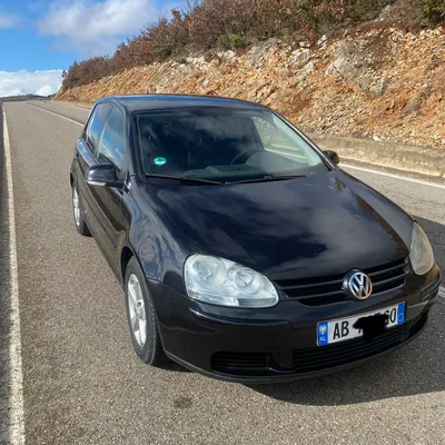 Volkswagen Golf 2005 në shitje