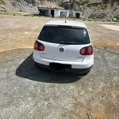 Volkswagen Golf 2008 në shitje