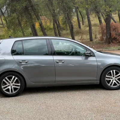 Volkswagen Golf 2011 në shitje