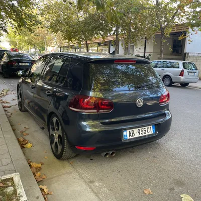 Volkswagen Golf 2010 në shitje