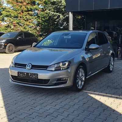 Volkswagen Golf 2013 në shitje